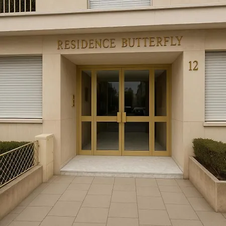 Apartment Butterfly *