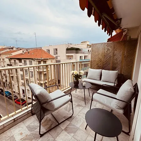 Apartment Butterfly
